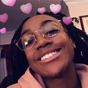 Meet your Posher, Jasmine